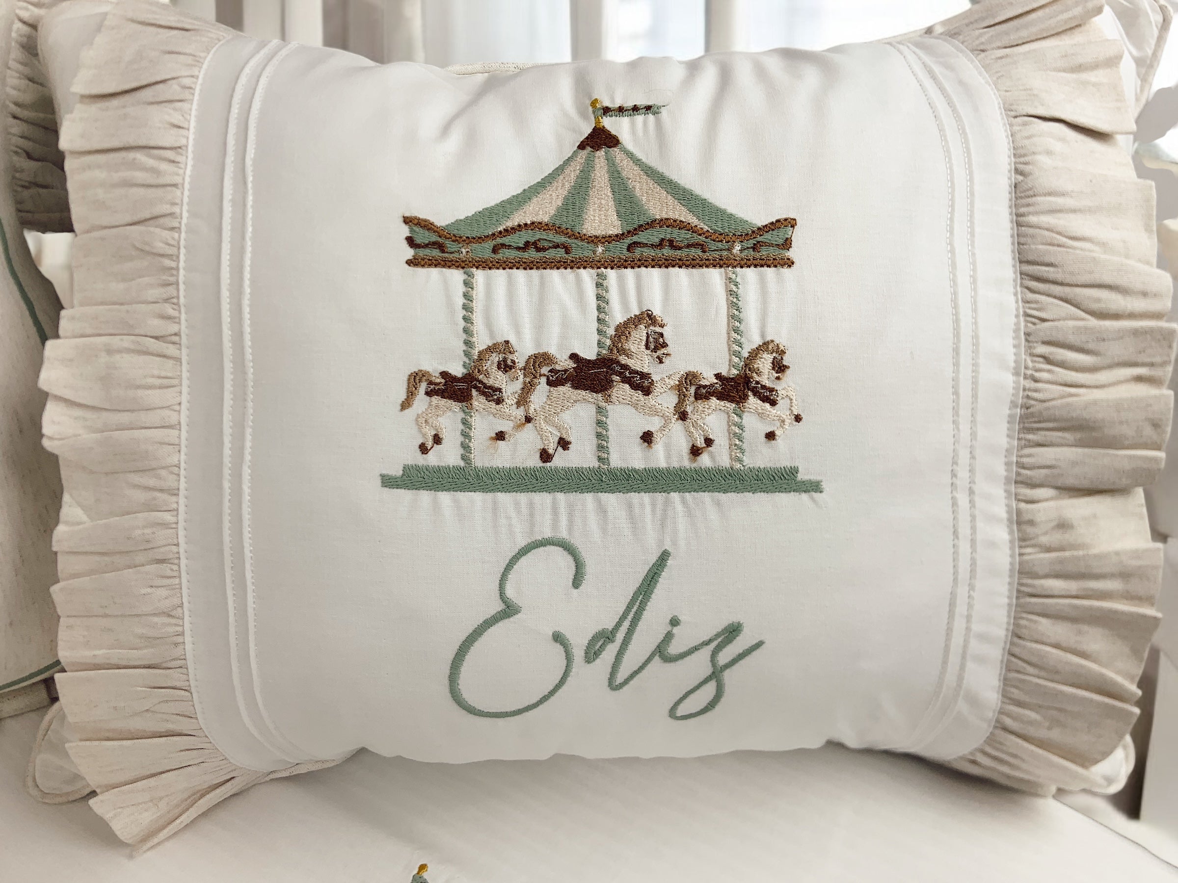 Luxury Carousel Pike Seti