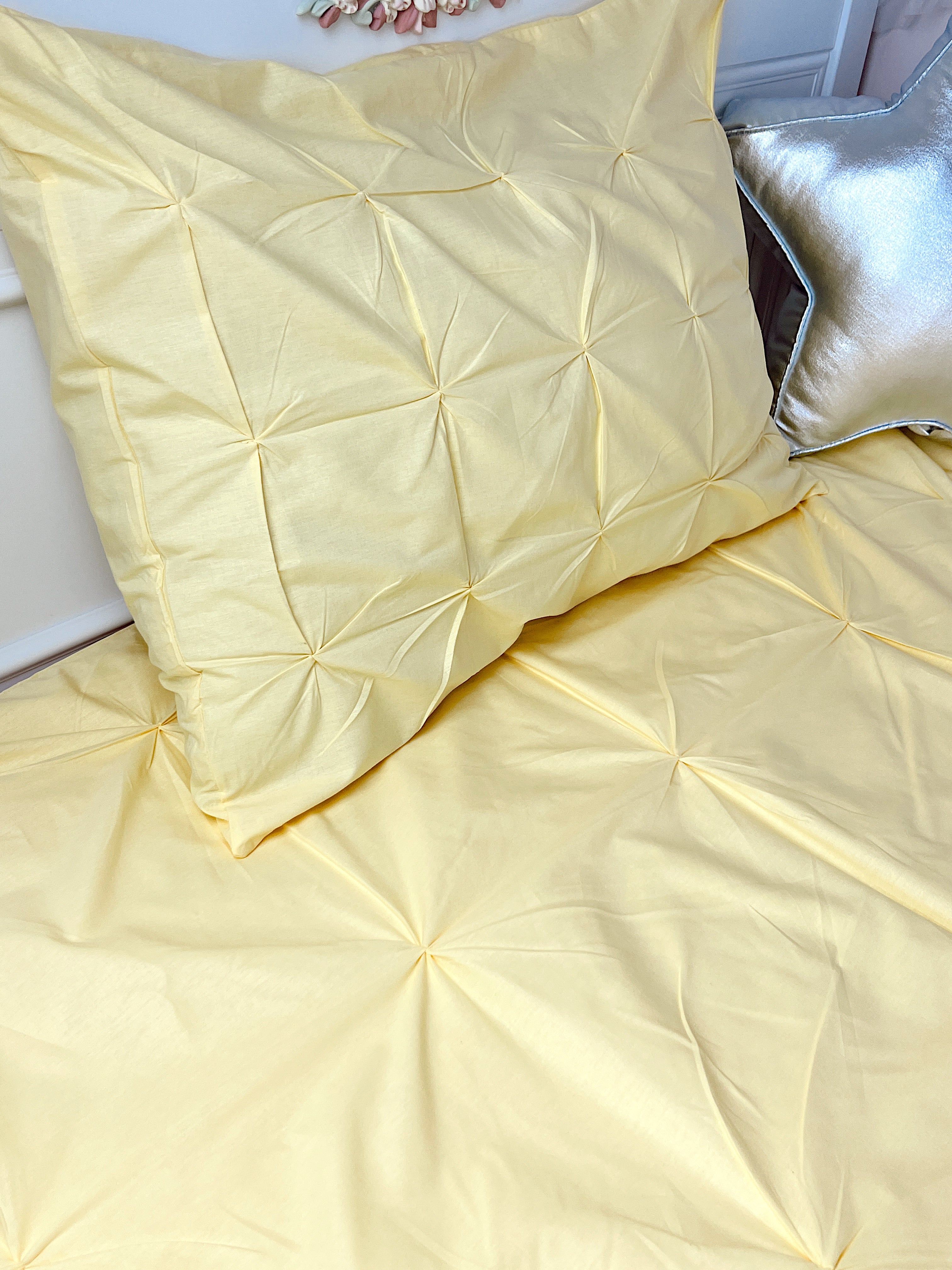 Soft Bloom Duvet Cover Set - Pastel Yellow