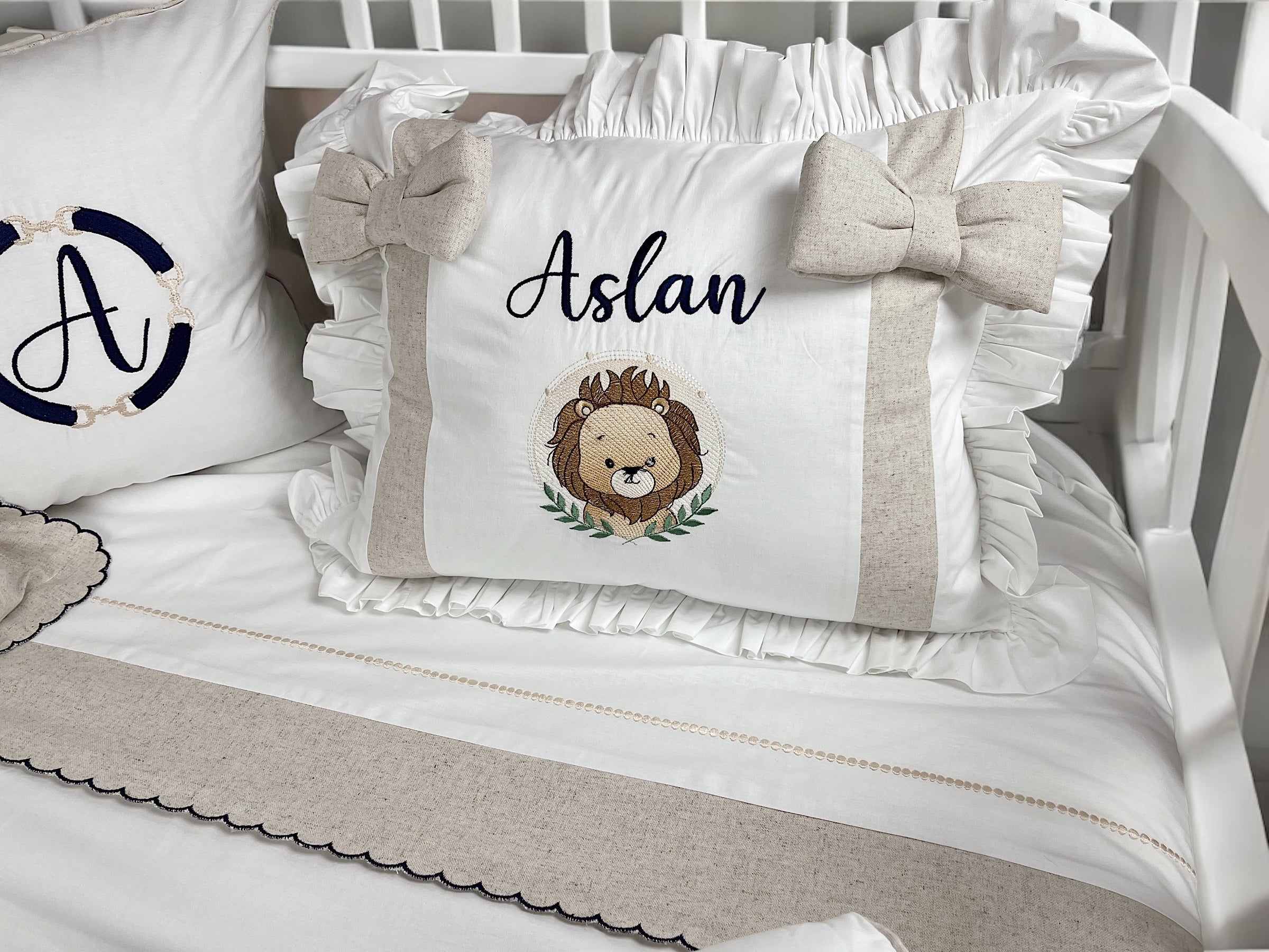 طقم غطاء لحاف فاخر من Roar &amp; Rest